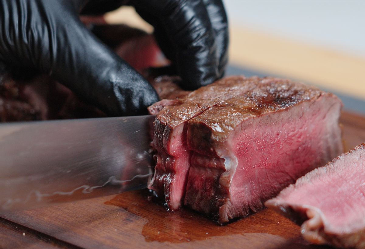How to Cook Restaurant‑Worthy Steak Without Professional Training